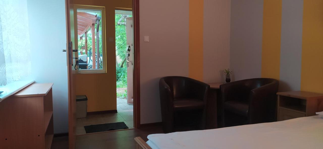 Dom Wakacyjny U Mirka Ustka Buitenkant foto